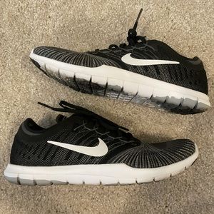 Nike Flex Adapt Sneakers